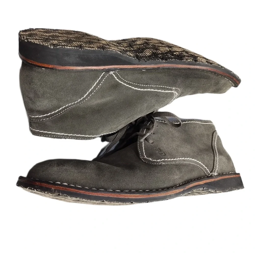 John Varvatos Chukka Boots Mens Size 11.5M Gray Contrast Topstitching Lace Up